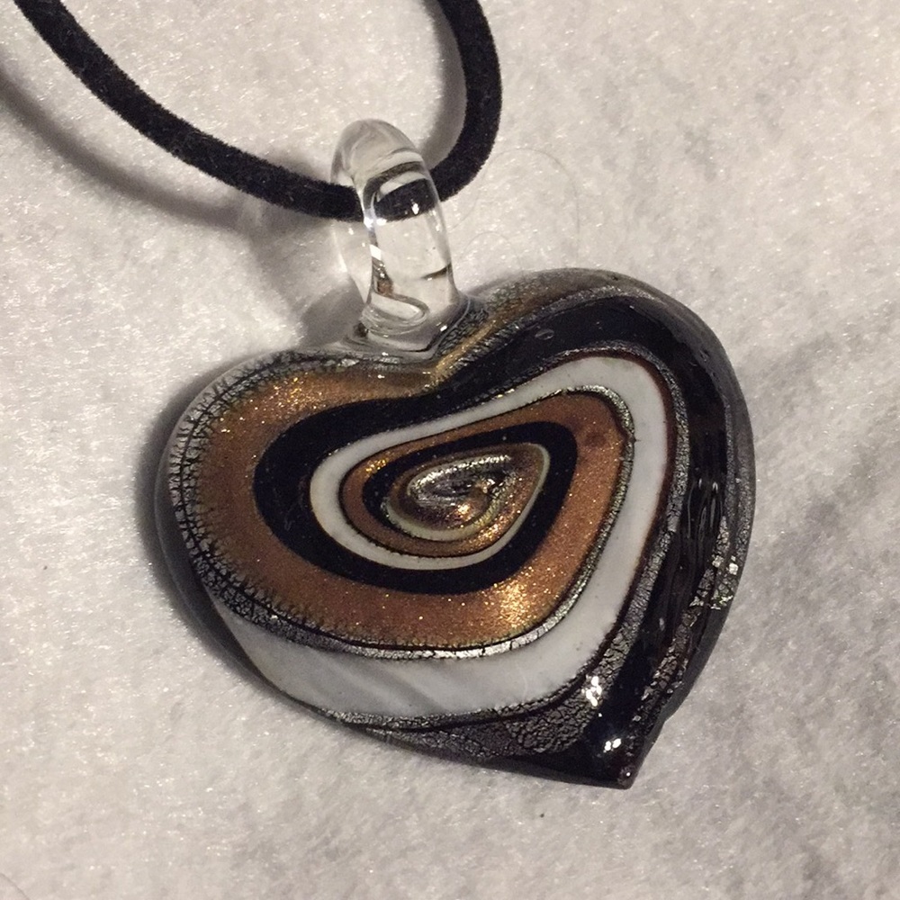 Murano glass heart pendant - Picture 3 of 7